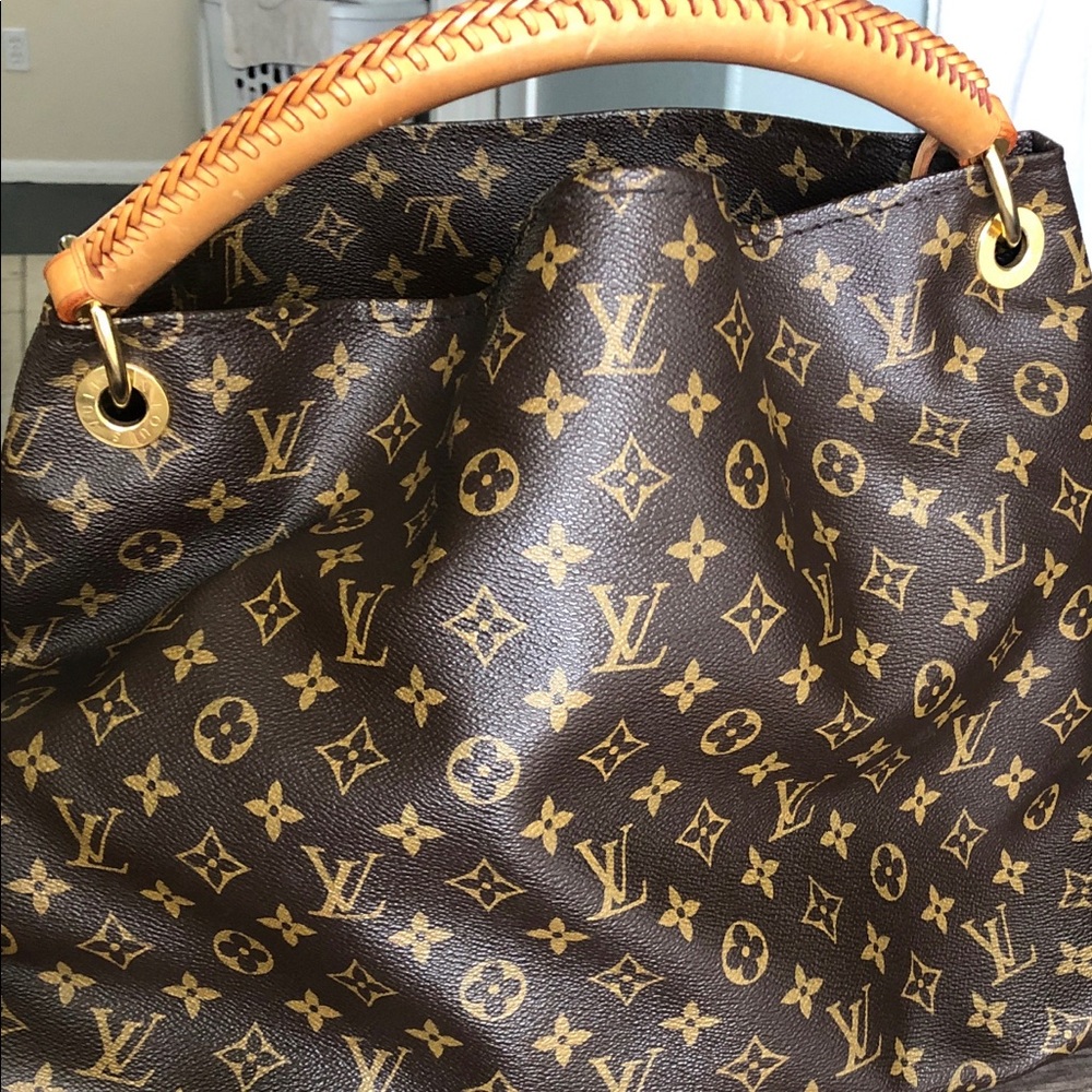 Louis Vuitton Artsy GM